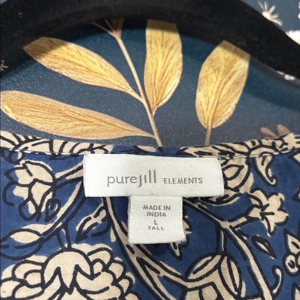 J. Jill Pure Jill Elements Floral Blue and Cream Blouse Summer Size LT - Picture 2 of 6